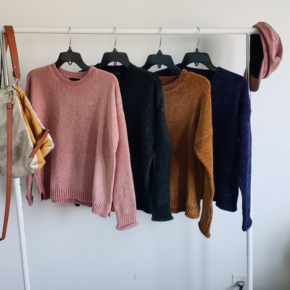 🚨LAST PAIR//The Luna//Blue chenille Sweater - Picture 6 of 8